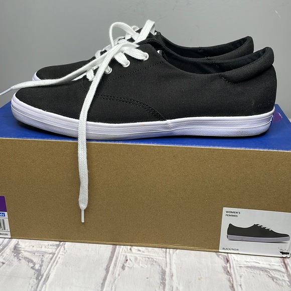 Keds Canvas Sneakers - Picture 2 of 5